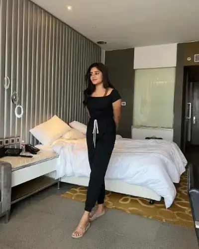 Call Girls Tundla Cash On Delivery