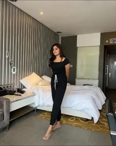 Call Girls Service in Tundla